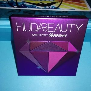 💥SOLD💥Huda beauty obsession palette & bag
